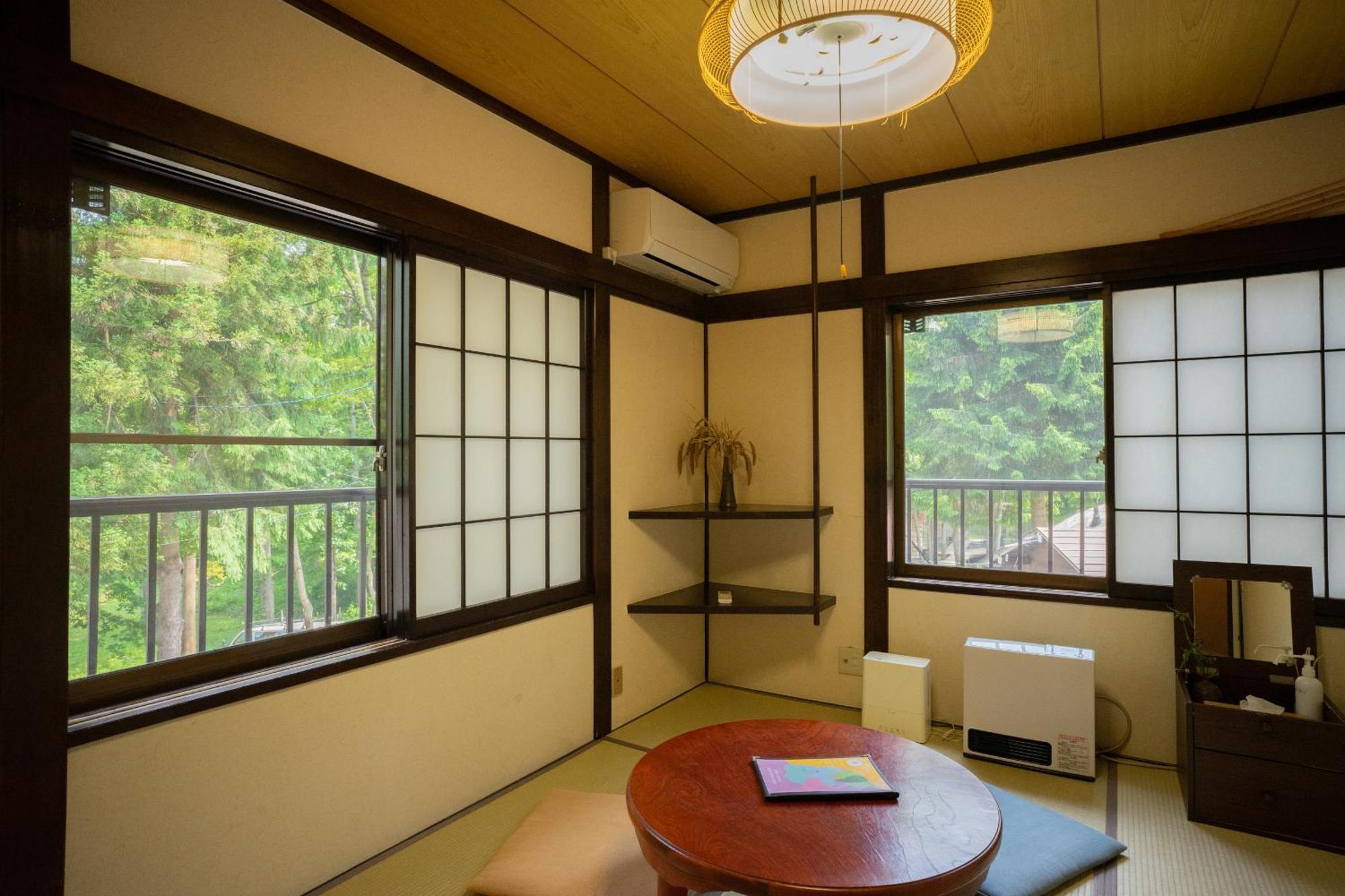 Lamp Nojiriko Hotel Shinano  Ngoại thất bức ảnh